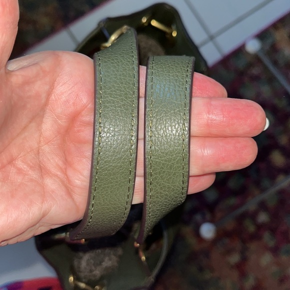 Oryany Selena Shoulder / Crossbody bag chain strap details  Dark sage green/gold - Picture 9 of 17